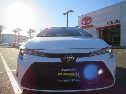 Certified 2022 Toyota Corolla LE w/ LE Premium Package image 2