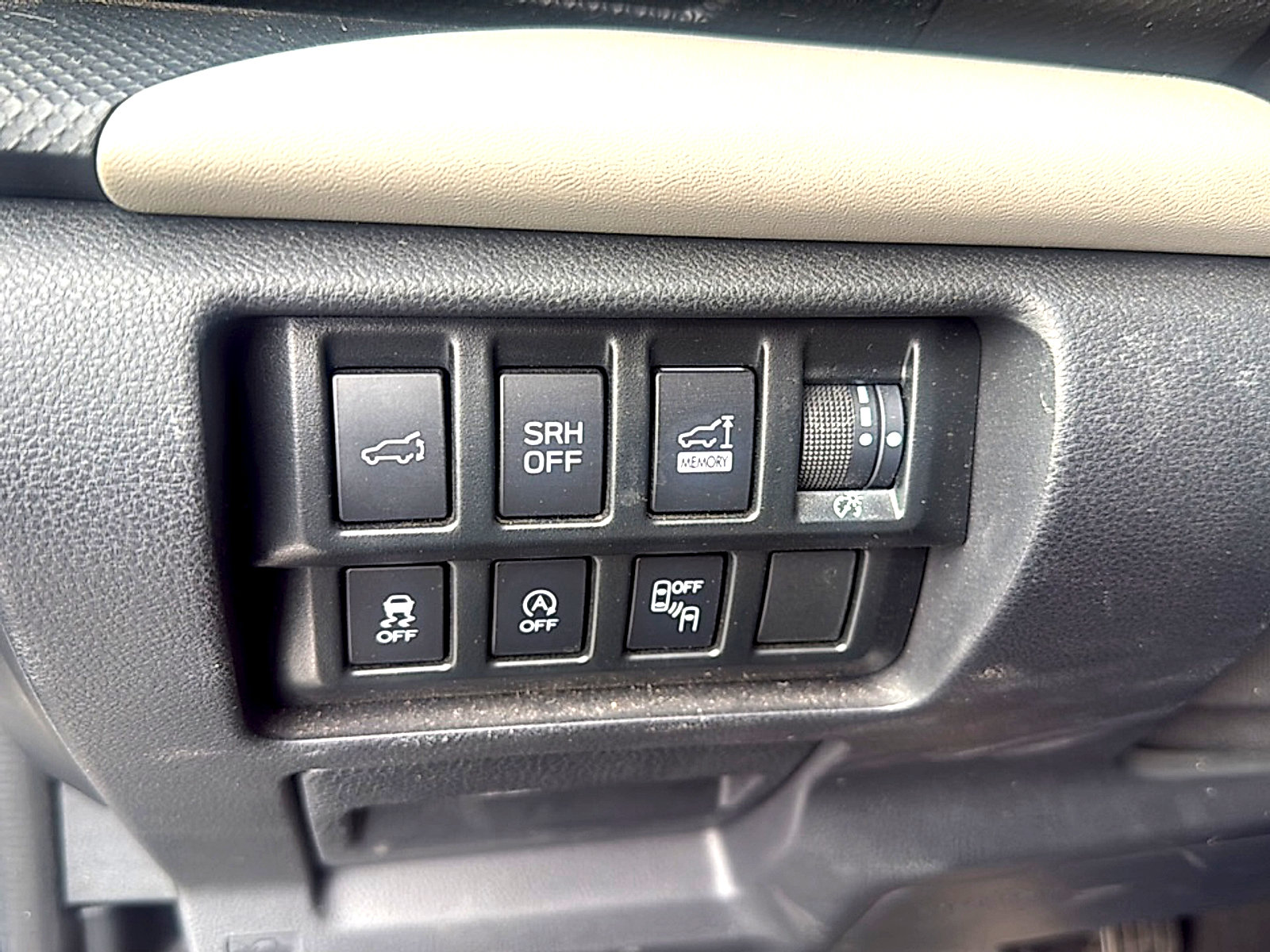 Used 2024 Subaru Forester Limited AWD/4WD image 8