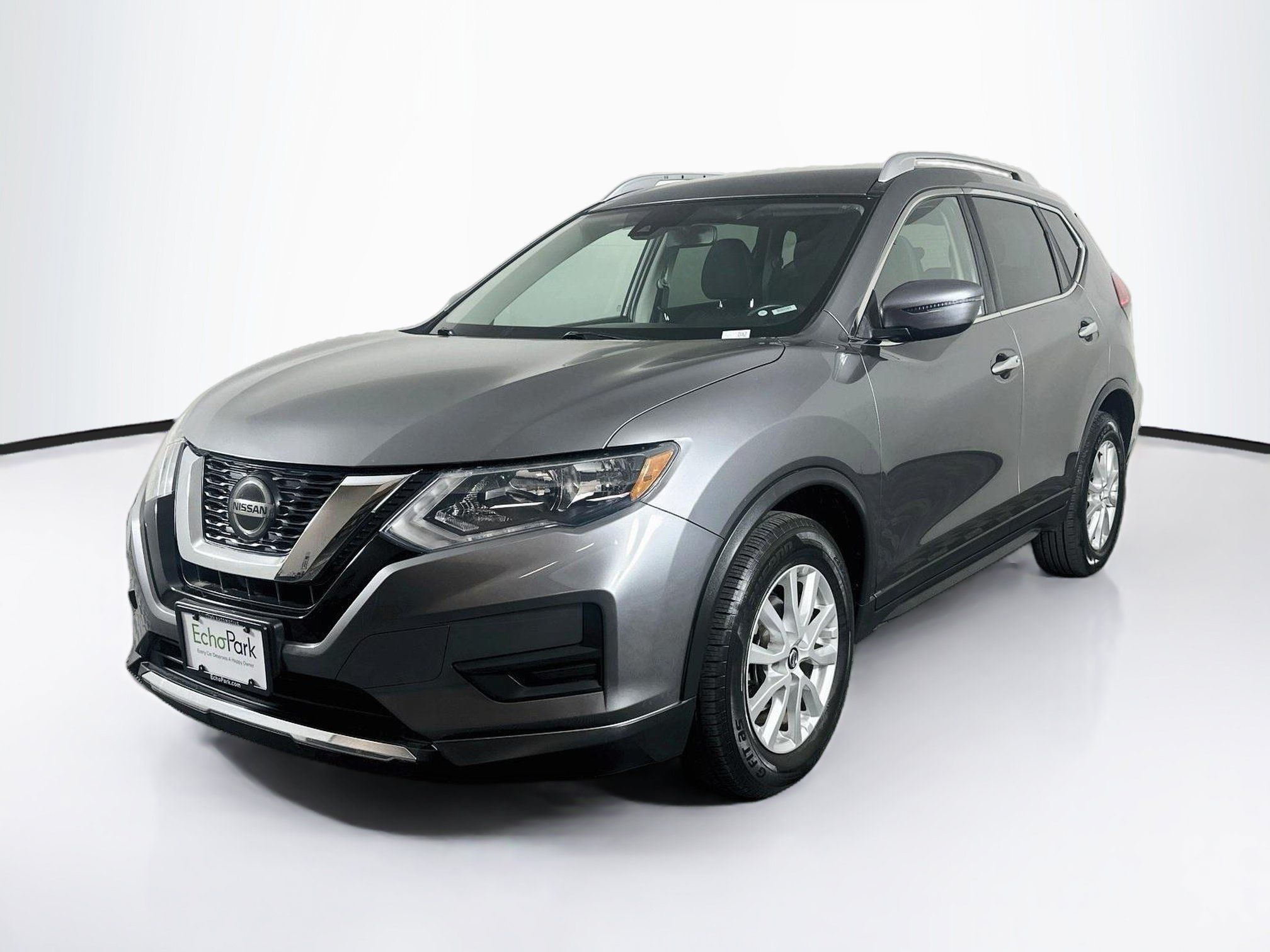Used 2019 Nissan Rogue SV FWD image 3