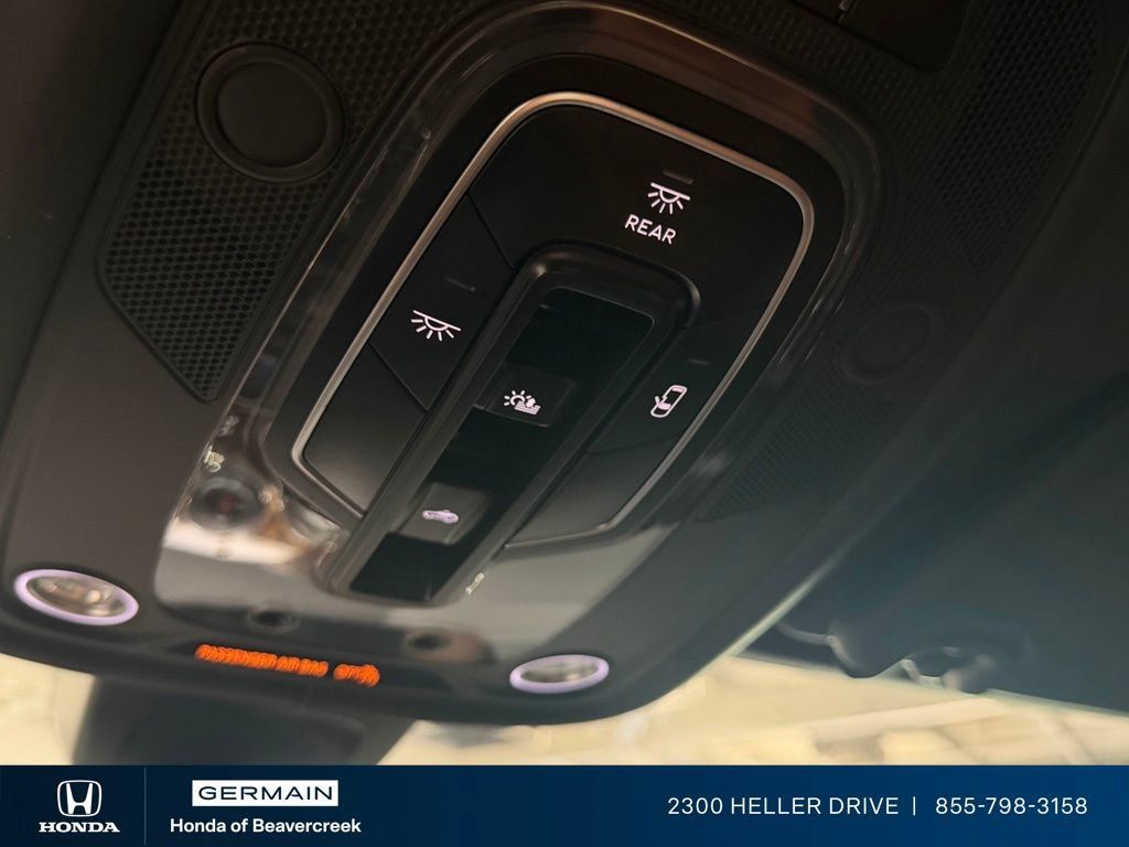 Used 2018 Bentley Bentayga AWD/4WD image 31