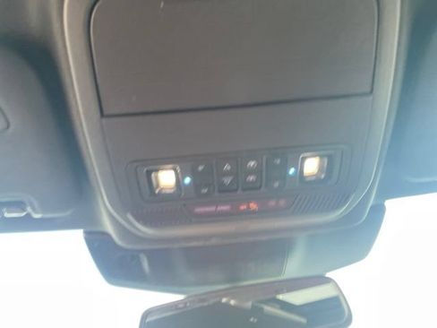 Used 2023 Ford Explorer Platinum w/ Technology Package AWD/4WD image 16