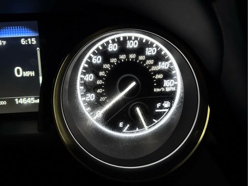 Used 2024 Toyota Camry LE image 59