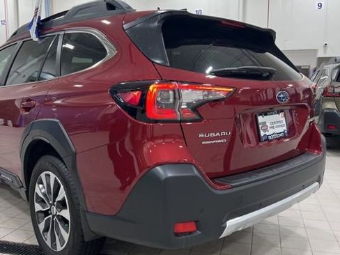 Certified 2025 Subaru Outback Limited image 14