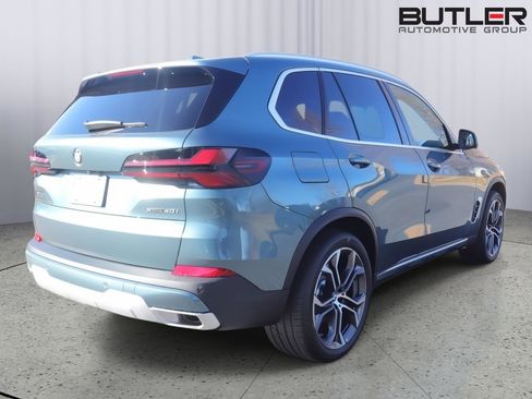 New 2026 BMW X5 xDrive40i w/ Premium Package AWD/4WD image 6