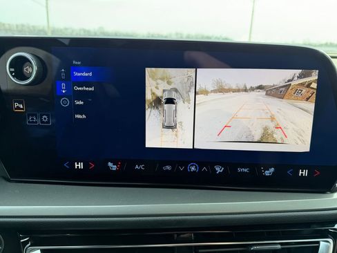 New 2026 Chevrolet Traverse LT w/ Midnight/Sport Edition image 28