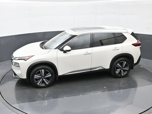 Used 2023 Nissan Rogue Platinum w/ Platinum Premium Package AWD/4WD image 29