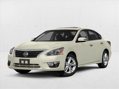 Used 2014 Nissan Altima 2.5 SL w/ Technology Package