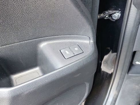 Used 2018 Honda Pilot Touring image 31