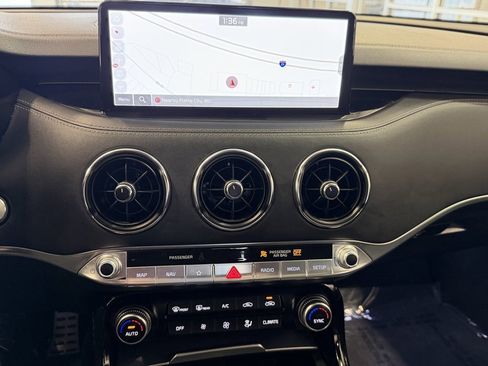 Used 2023 Kia Stinger GT2 image 18