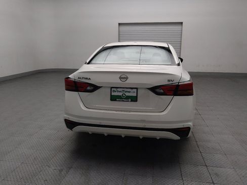 Used 2024 Nissan Altima 2.5 SV FWD image 7