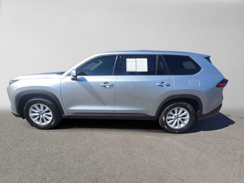 Used 2026 Toyota Grand Highlander AWD Hybrid image 6