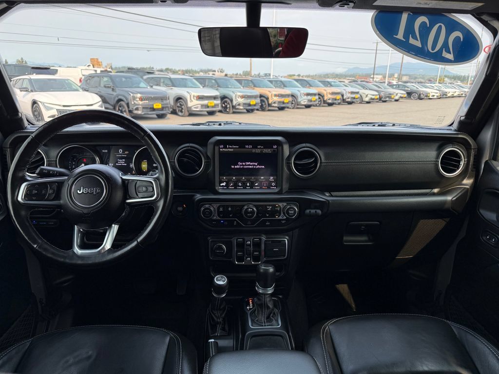 Used 2021 Jeep Wrangler Unlimited Sahara w/ Cold Weather Group AWD/4WD image 21
