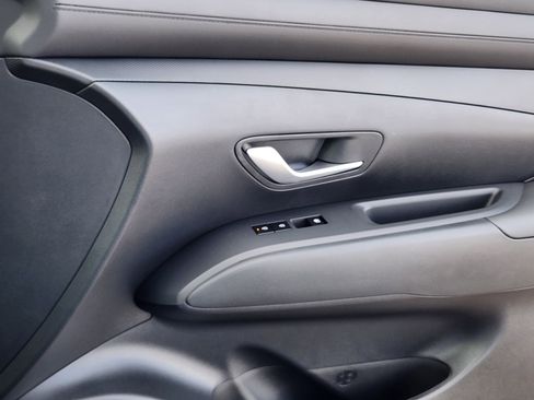New 2026 Hyundai Tucson SE image 15