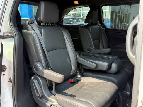Used 2025 Honda Odyssey Sport-L image 22