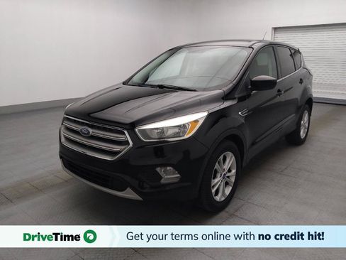 Used 2017 Ford Escape SE FWD image 1
