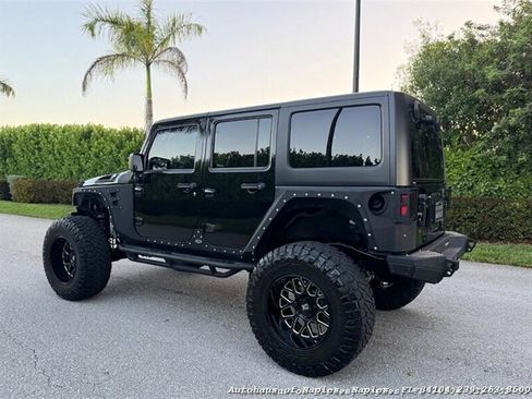 Used 2017 Jeep Wrangler Unlimited Sport w/ Quick Order Package 24S AWD/4WD image 4