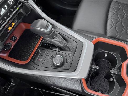 Used 2024 Toyota RAV4 Adventure image 13