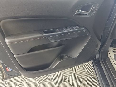 Used 2018 GMC Canyon All Terrain w/ Trailering Package AWD/4WD image 12