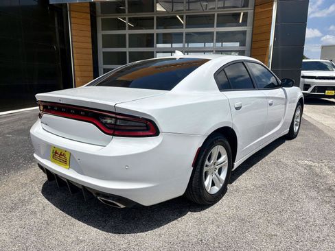 Used 2023 Dodge Charger SXT RWD image 5