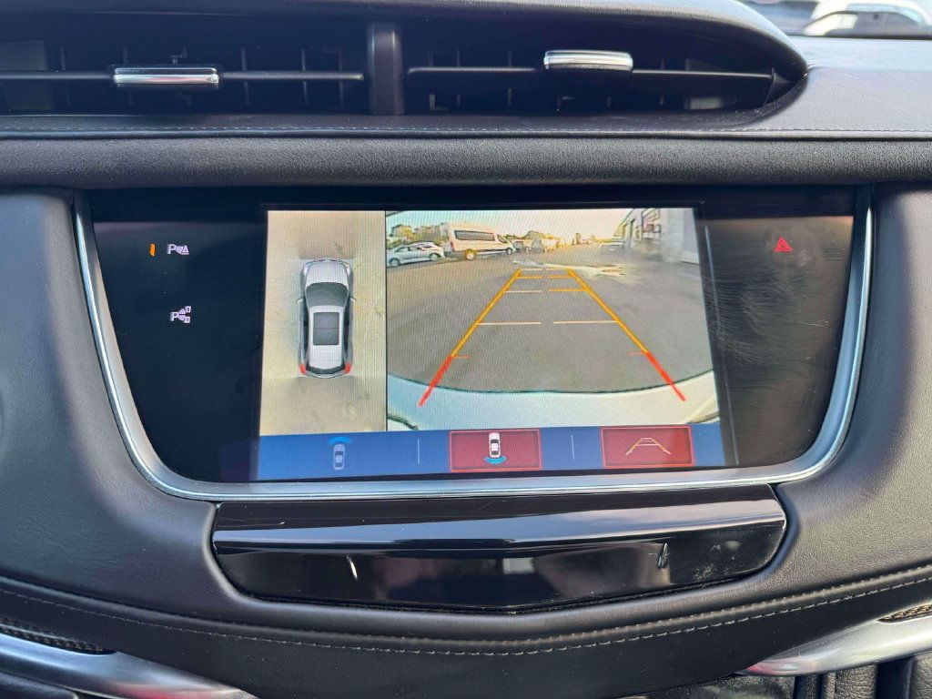 Used 2019 Cadillac XT5 Platinum AWD/4WD image 30