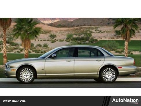 Used 2006 Jaguar XJ Vanden Plas RWD image 1