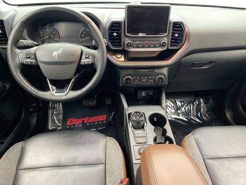 Used 2022 Ford Bronco Sport Outer Banks w/ Tech Package AWD/4WD image 15