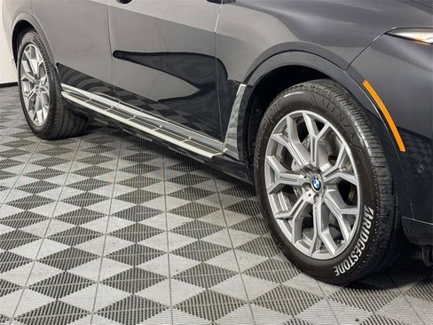 Used 2023 BMW X7 xDrive40i image 13