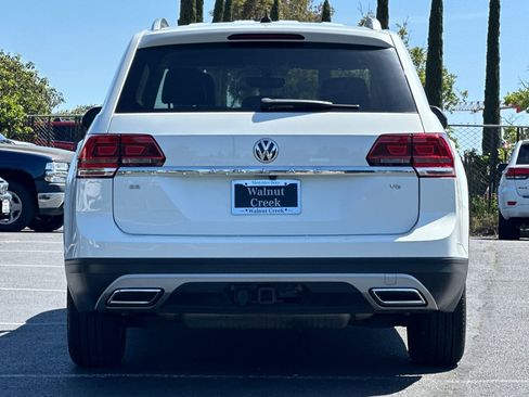 Used 2019 Volkswagen Atlas SE w/ Towing Package image 9