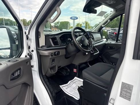 Used 2025 Ford Transit 250 Low Roof w/ Exterior Upgrade Package RWD image 27