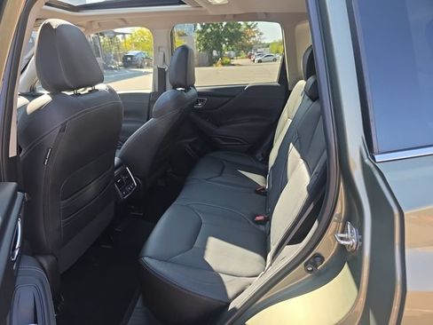 Used 2021 Subaru Forester Touring AWD/4WD image 22