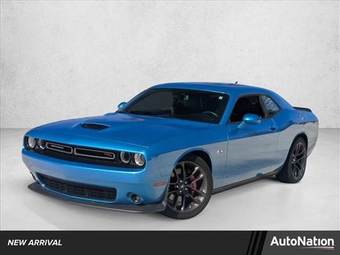 Used 2023 Dodge Challenger R/T w/ Plus Package image 1