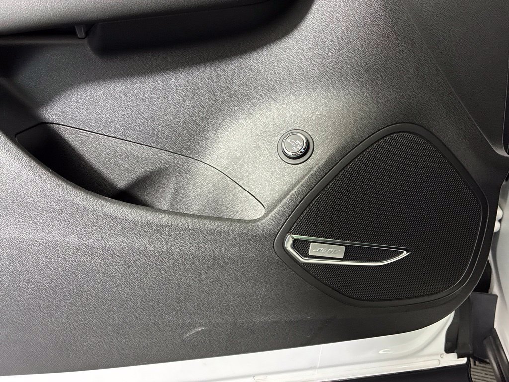 Used 2025 Buick Envision Sport Touring AWD/4WD image 25