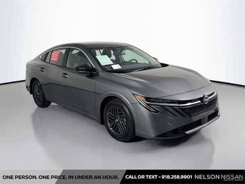 Certified 2026 Nissan Sentra SV w/ SV Convenience Package FWD image 3
