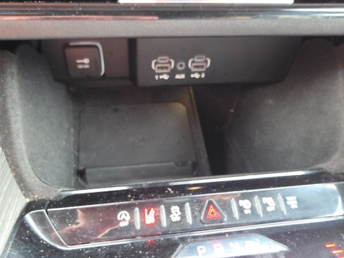 Used 2023 Jeep Wagoneer Series III w/ Convenience Group I AWD/4WD image 47
