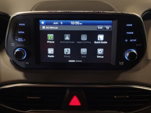 Used 2020 Hyundai Santa Fe SE FWD image 25