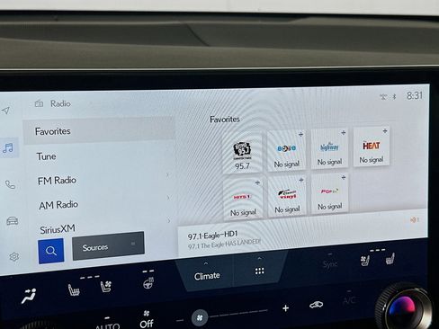 Used 2024 Lexus NX 250 FWD w/ Cold Area Package image 21