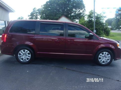 Used 2017 Dodge Grand Caravan SE w/ Power Window Group FWD image 4