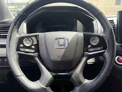 Used 2022 Honda Odyssey Elite image 18
