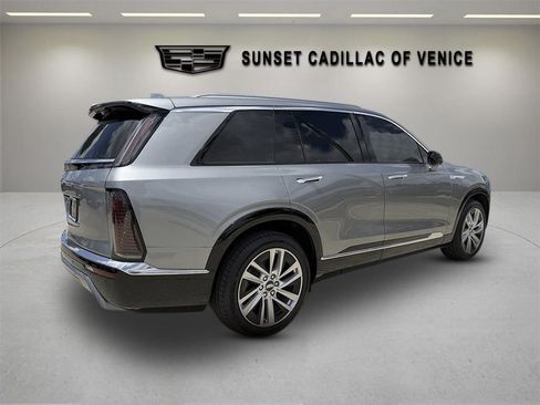 New 2027 Cadillac Vistiq Luxury w/ LPO, Floor Liner Package AWD/4WD image 3