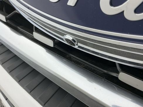 Used 2025 Ford F450 Platinum w/ FX4 Off-Road Package image 11