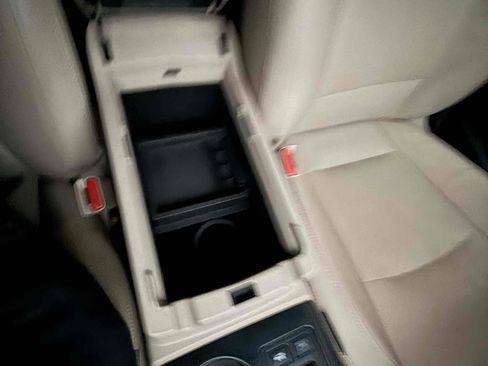 Used 2016 Subaru Outback 2.5i Limited image 46