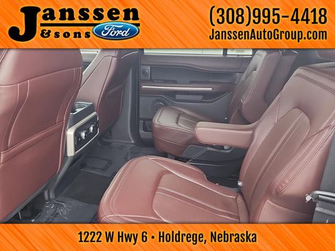 Used 2024 Ford Expedition Max Limited image 19