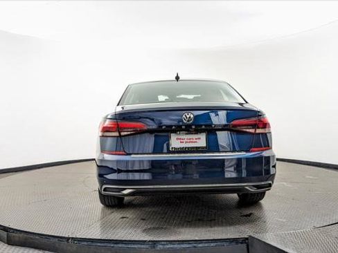 Used 2022 Volkswagen Passat 2.0T SE image 7