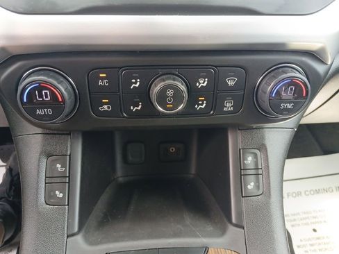 Used 2019 GMC Acadia SLE AWD/4WD image 17