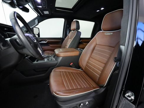 Used 2024 GMC Sierra 3500 Denali Ultimate image 20