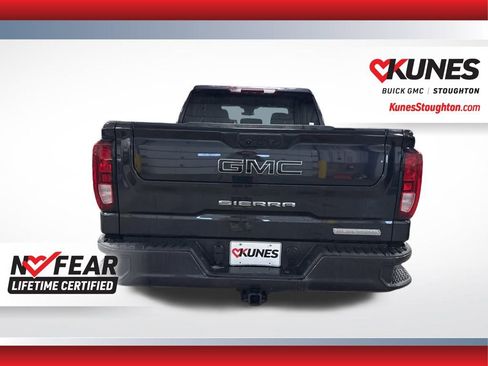 Used 2023 GMC Sierra 1500 Elevation w/ LPO, Elevation Black Package image 10