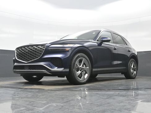 New 2026 Genesis GV70 2.5T Select image 13