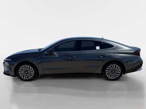 New 2026 Hyundai Sonata Limited image 2