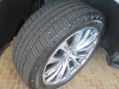 Used 2021 GMC Yukon Denali AWD/4WD image 11
