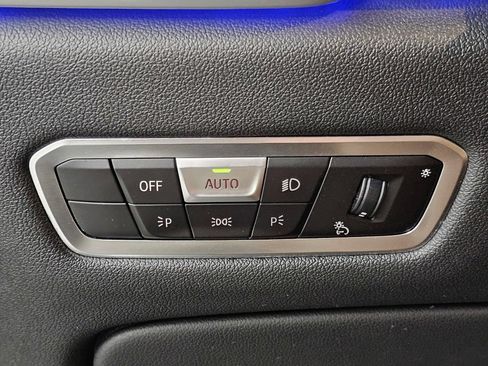 Used 2022 BMW X5 xDrive40i AWD/4WD image 38
